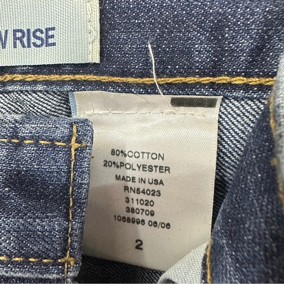 Gap Ultra Low Rise Bermuda Jean Shorts Womans Size 2 - Picture 10 of 14